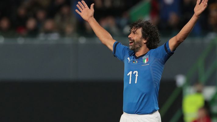 FUERTH, GERMANY - OCTOBER 07: Damiano Tommasi of Azzurri Legends celebrates his goal during the friendly match between DFB-All-Stars and Azzurri Legends at Sportpark Ronhof Thomas Sommer on October 7, 2019 in Fuerth, Germany. (Photo by Emilio Andreoli/Getty Images) FUERTH, GERMANY - OCTOBER 07: Damiano Tommasi of Azzurri Legends celebrates his goal during the friendly match between DFB-All-Stars and Azzurri Legends at Sportpark Ronhof Thomas Sommer on October 7, 2019 in Fuerth, Germany. (Photo by Emilio Andreoli/Getty Images)