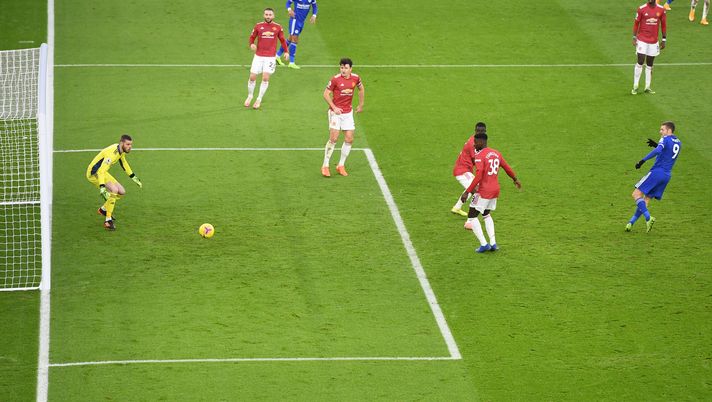 LEICESTER, ENGLAND - DECEMBER 26: Jamie Vardy of Leicester City scores their team's second goal during the Premier League match between Leicester City and Manchester United at The King Power Stadium on December 26, 2020 in Leicester, England. The match will be played without fans, behind closed doors as a Covid-19 precaution. (Photo by Michael Regan/Getty Images) LEICESTER, ENGLAND - DECEMBER 26: Jamie Vardy of Leicester City scores their team's second goal during the Premier League match between Leicester City and Manchester United at The King Power Stadium on December 26, 2020 in Leicester, England. The match will be played without fans, behind closed doors as a Covid-19 precaution. (Photo by Michael Regan/Getty Images)
