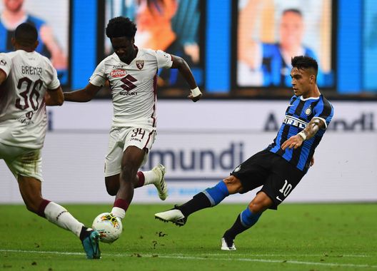MILAN, ITALY - JULY 13: Lautaro Martinez of FC Internazionale scores the goal during the Serie A match between FC Internazionale and Torino FC at Stadio Giuseppe Meazza on July 13, 2020 in Milan, Italy. (Photo by Claudio Villa - Inter/Inter via Getty Images) MILAN, ITALY - JULY 13: Lautaro Martinez of FC Internazionale scores the goal during the Serie A match between FC Internazionale and Torino FC at Stadio Giuseppe Meazza on July 13, 2020 in Milan, Italy. (Photo by Claudio Villa - Inter/Inter via Getty Images)