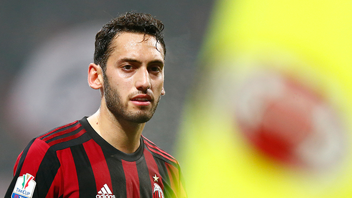 Milan-Arsenal è anche… Özil vs Calhanoglu - immagine 1