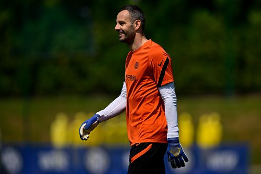 (Photo by Mattia Ozbot - Inter/Inter via Getty Images) handanovic inter napoli