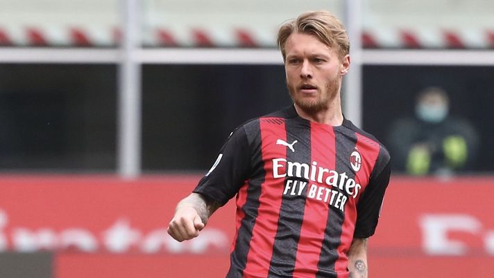 Simon Kjaer (difensore AC Milan), qui durante Milan-Genoa 2-1 (Serie A 2020-2021) | News (Getty Images)