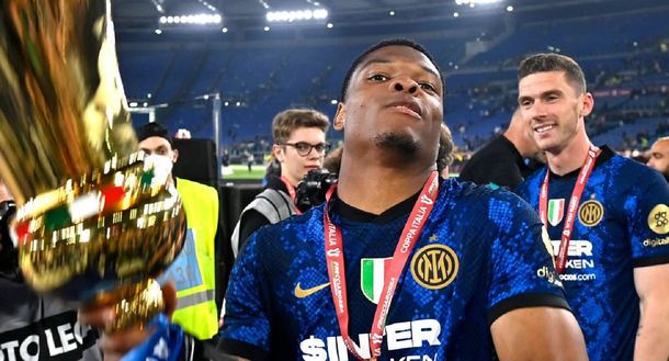 Getty Images Chelsea, Bayern e United ancora su Dumfries: l’Inter fissa la soglia minima per la trattativa- immagine 2