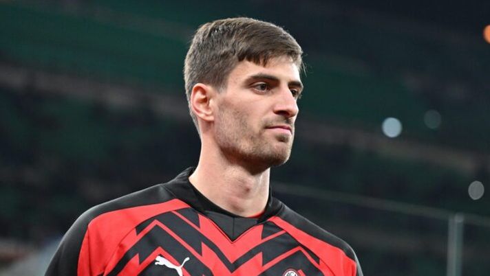 Milan, colpo alla testa per Gabbia e de Roon: cambio forzato in Coppa Italia. I dettagli - immagine 1