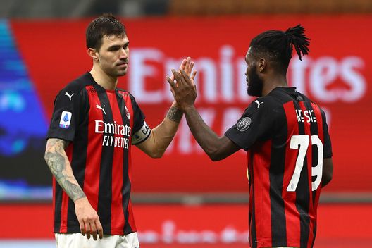 Franck Kessié e Alessio Romagnoli Franck Kessié e Alessio Romagnoli