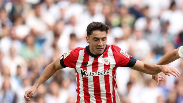 MADRID, SPAIN - JUNE 04: Marco Asensio of Real Madrid battles for possession with Oier Zarraga of Athletic Club during the LaLiga Santander match between Real Madrid CF and Athletic Club at Estadio Santiago Bernabeu on June 04, 2023 in Madrid, Spain. (Photo by Florencia Tan Jun/Getty Images) UFFICIALE – Zarraga sbarca al fantacalcio, è un nuovo giocatore dell’Udinese - immagine 1