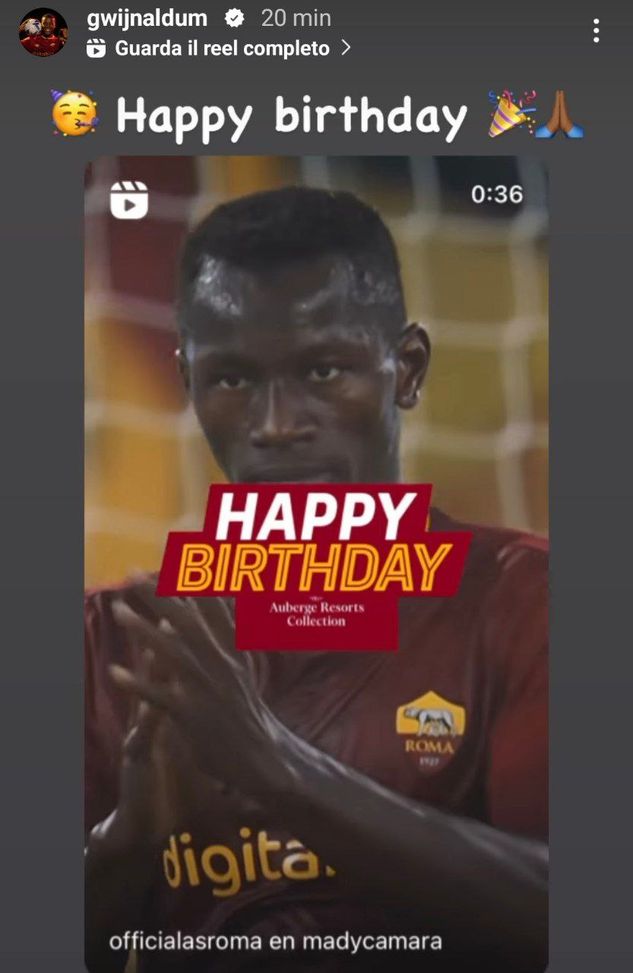 Camara festeggia 26 anni, scatto divertente con Mancini. La Roma: “Buon compleanno”- immagine 3