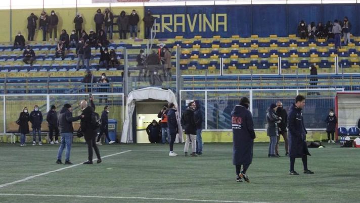 Lanci di pietre al derby della Murgia: la solidarietà del Gravina - immagine 1