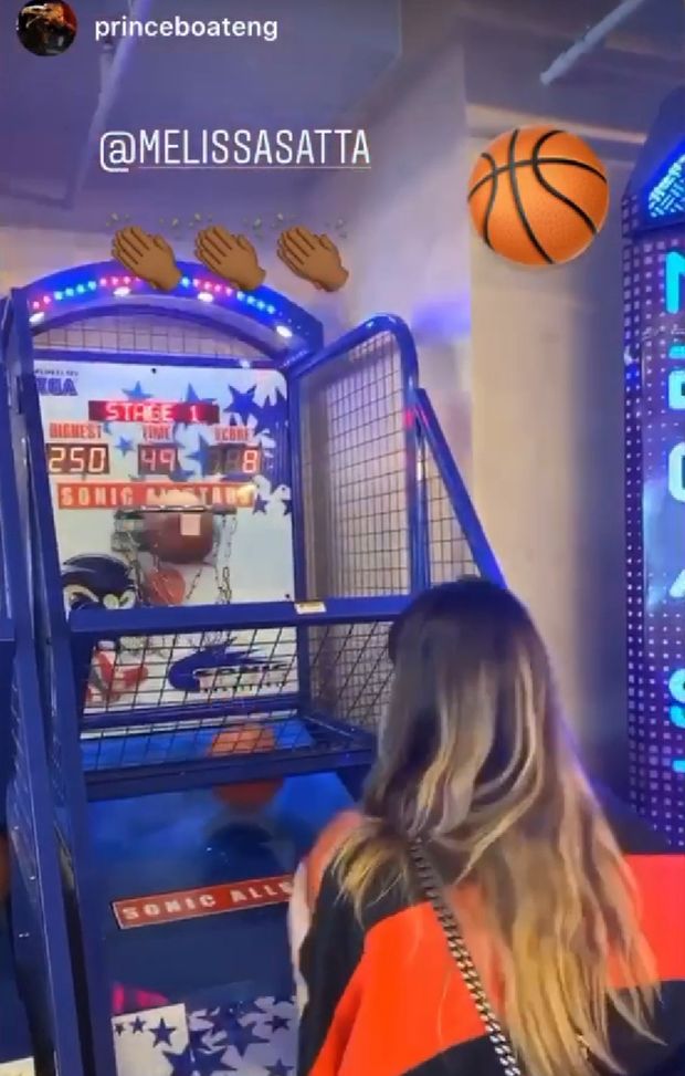 ...e Melissa... ...e Melissa...