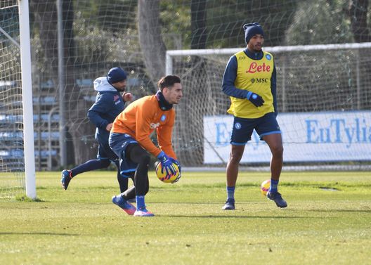In caso di arrivo di Kepa o Navas, la permanenza di Meret al Napoli finirà- immagine 2