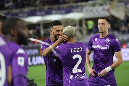 GERMOGLI PH: 17 APRILE 2023 FIRENZE STADIO ARTEMIO FRANCHI CAMPIONATO SERIE A FIORENTINA VS ATALANTA NELLA FOTO GONZALEZ DODO