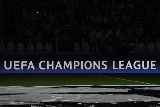 champions league (Photo by Valerio Pennicino/Getty Images) Champions League, Milan travolto a Londra. Juve ok: tutti i risultati- immagine 2