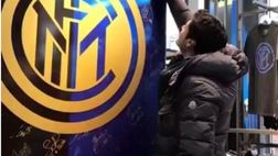 SOCIAL / Julio Cruz è passato dallo store dell’Inter in centro a Milano: “Sempre con te”