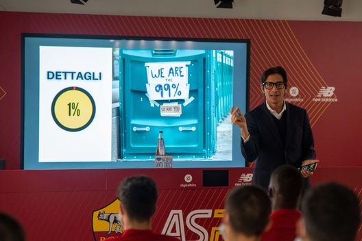 Getty Images Un arbitro per Mou. Errori e proteste: la Roma a lezione da Calvarese- immagine 2