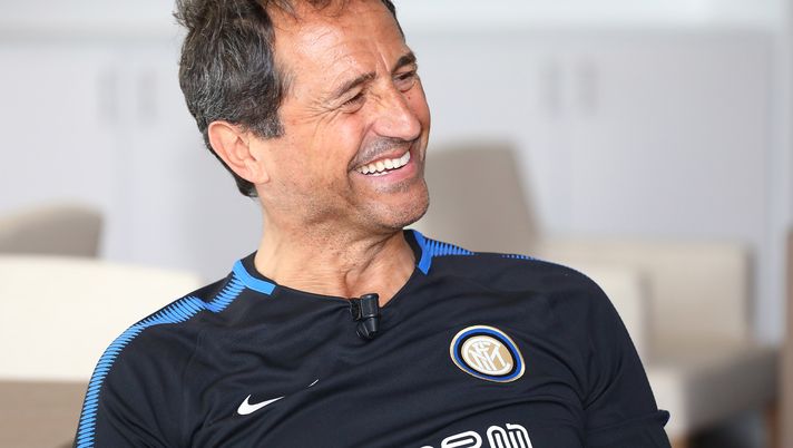 COMO, ITALY - MAY 10: Riccardo Ferri of Inter Forever looks on during the FC Internazionale training session at the club's training ground Suning Training Center in memory of Angelo Moratti on May 10, 2018 in Como, Italy. (Photo by Marco Luzzani - Inter/Inter via Getty Images) COMO, ITALY - MAY 10: Riccardo Ferri of Inter Forever looks on during the FC Internazionale training session at the club's training ground Suning Training Center in memory of Angelo Moratti on May 10, 2018 in Como, Italy. (Photo by Marco Luzzani - Inter/Inter via Getty Images)