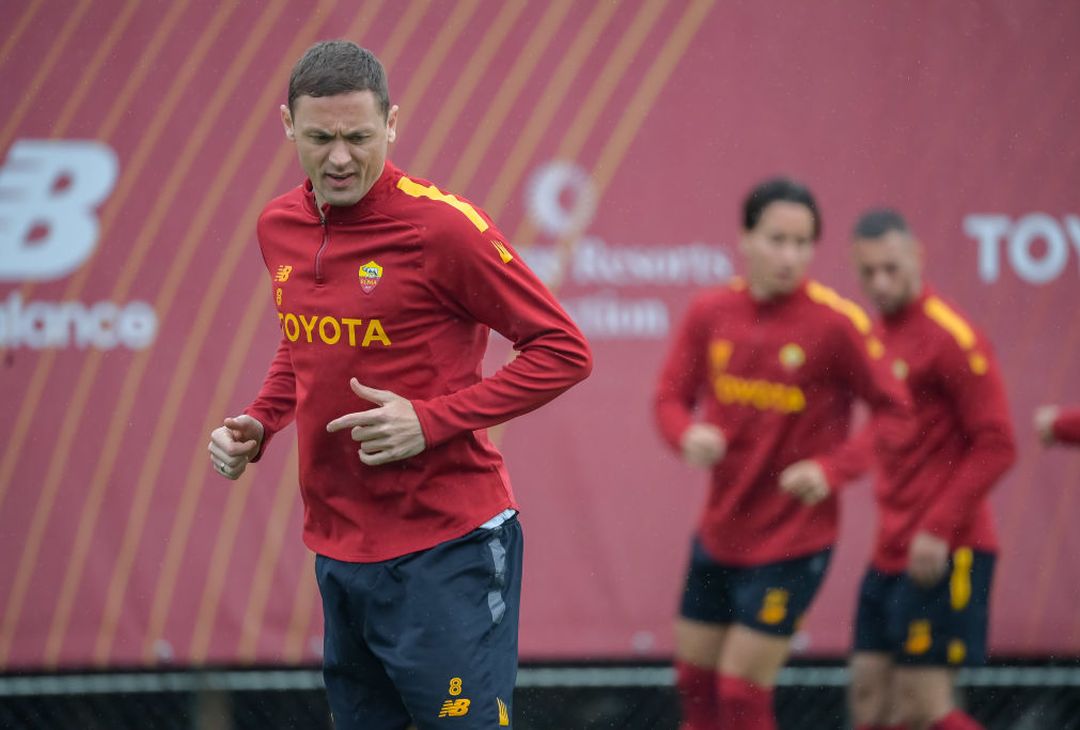 La Roma torna ad allenarsi dopo la sconfitta nel derby – FOTO GALLERY - immagine 18