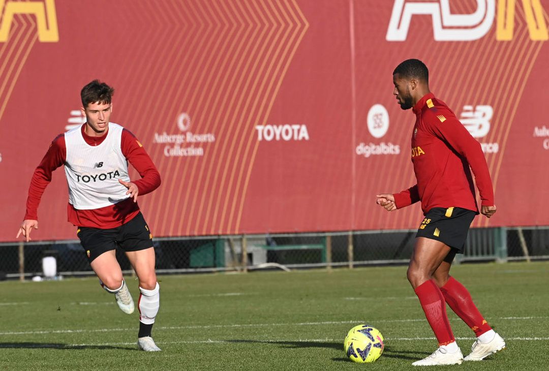 Roma, ripresa in vista dell’Empoli: ok Dybala e Wijnaldum – FOTO GALLERY - immagine 8