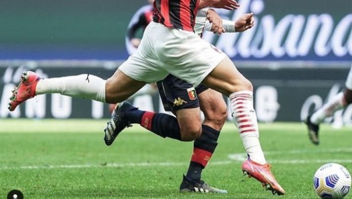 Milan Dalot contro il Genoa AC Milan 