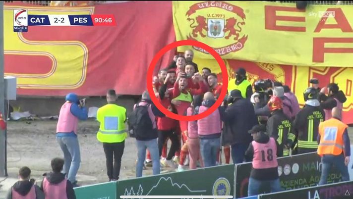 Catanzaro, Cianci contro il Pescara esulta come Totti in un derby… - immagine 1