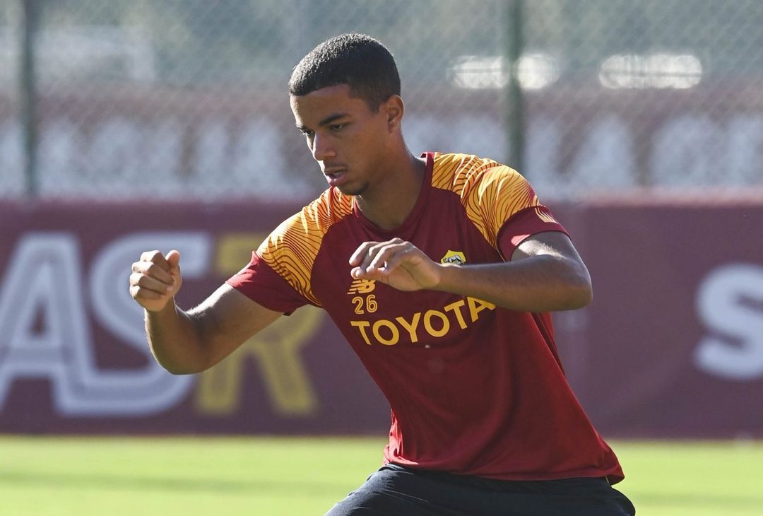 Trigoria, ripresa in vista della Samp: in campo Zaniolo e Karsdorp – FOTO GALLERY - immagine 35