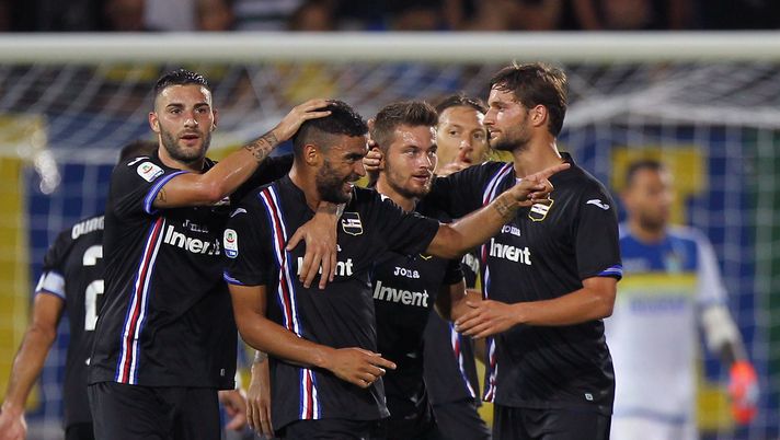 FROSINONE, ITALY - SEPTEMBER 15: Gregoire Defrel with his teammates of UC Sampdoria celebrates after scoring the team's third goal during the serie A match between Frosinone Calcio and UC Sampdoria at Stadio Benito Stirpe on September 15, 2018 in Frosinone, Italy. (Photo by Paolo Bruno/Getty Images) FROSINONE, ITALY - SEPTEMBER 15: Gregoire Defrel with his teammates of UC Sampdoria celebrates after scoring the team's third goal during the serie A match between Frosinone Calcio and UC Sampdoria at Stadio Benito Stirpe on September 15, 2018 in Frosinone, Italy. (Photo by Paolo Bruno/Getty Images)