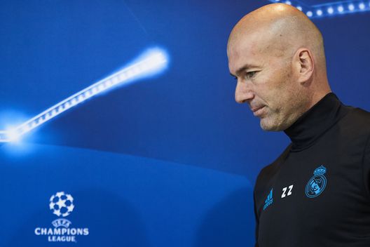 Zidane, allenatore del Real Madrid Zidane, allenatore del Real Madrid