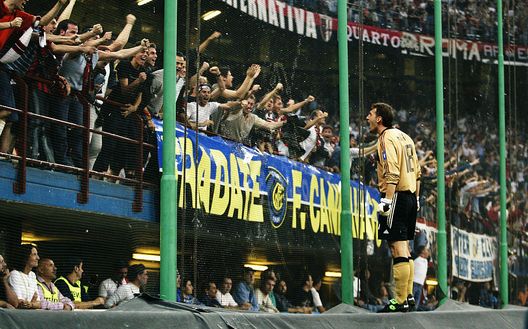 La gioia del 2003 nell'euroderby... La gioia del 2003 nell'euroderby...