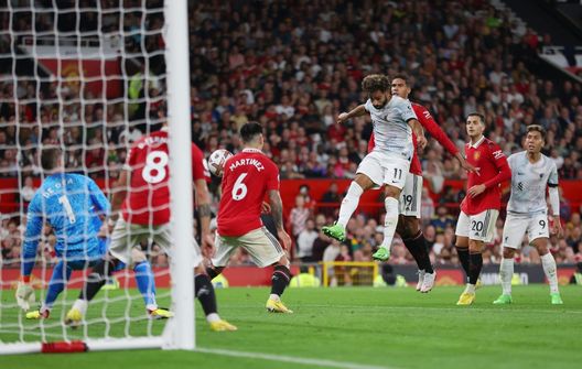MANCHESTER, ENGLAND - AUGUST 22: (Photo by Clive Brunskill/Getty Images) North West Derby, no CR7 e Maguire si party al Man Utd: Liverpool annicchilito- immagine 2