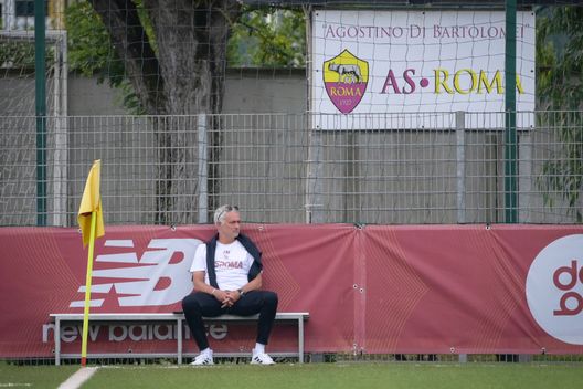 Getty Images Il fascino di Roma-Inter: Mourinho segue la Primavera a bordocampo – FOTO- immagine 3