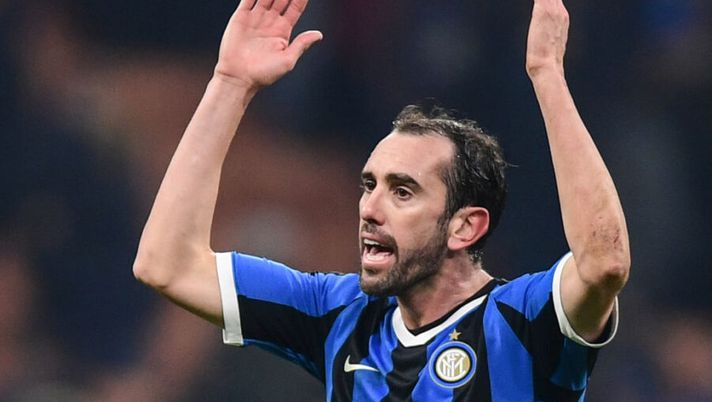 Gazzetta: “Godin e l’Inter, ormai è finita! Solo questione di tempo: al suo posto arriva…” - immagine 1
