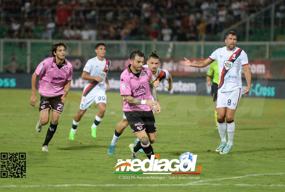FOTO Palermo-Genoa 1-0: la gallery del big match della 5ª giornata di Serie B 2022-23 - immagine 24