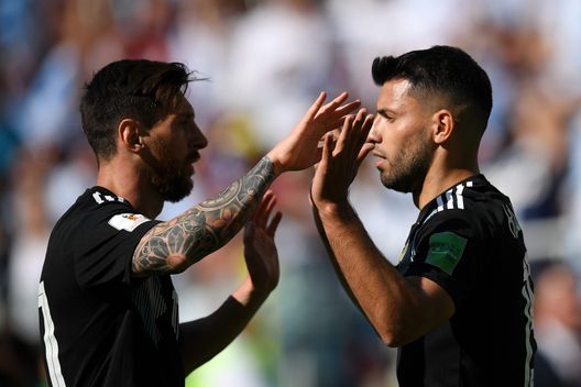 Aguero Messi (getty images) Aguero Messi (getty images)