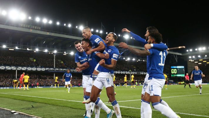 LIVERPOOL, ENGLAND - OCTOBER 29: Mason Holgate of Everton celebrates with teammates after scoring his team's first goal during the Carabao Cup Round of 16 match between Everton and Watford at Goodison Park on October 29, 2019 in Liverpool, England. (Photo by Jan Kruger/Getty Images) LIVERPOOL, ENGLAND - OCTOBER 29: Mason Holgate of Everton celebrates with teammates after scoring his team's first goal during the Carabao Cup Round of 16 match between Everton and Watford at Goodison Park on October 29, 2019 in Liverpool, England. (Photo by Jan Kruger/Getty Images)