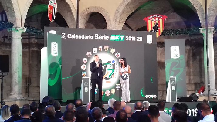 La serie B si dà un limite e fissa una data. Ecco le possibili soluzioni alternative 