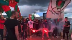 Ternana, tifosi allo stadio 2 giorni prima del derby: “Vincete, ci avete ridato l’entusiasmo”