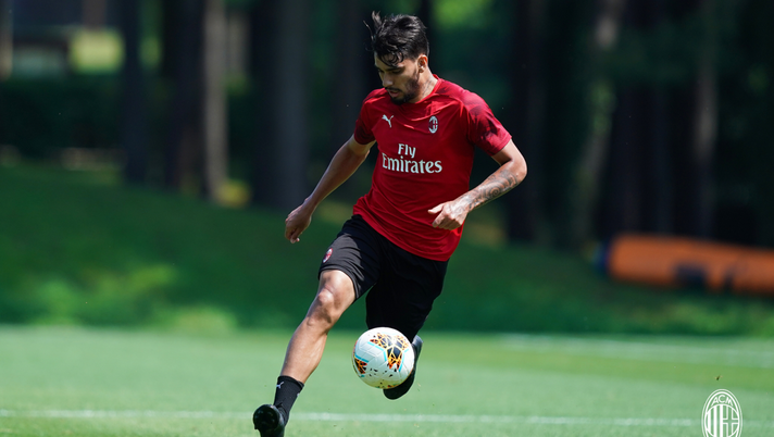 Lucas Paquetá, centrocampista brasiliano del Milan, in allenamento a Milanello (credits: acmilan.com) 