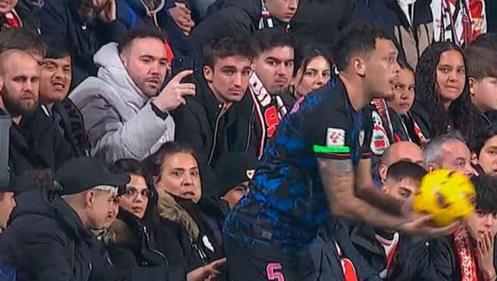 Tifoso Rayo molesta Ocampos: “E se fosse successo nel calcio femminile?” - immagine 1