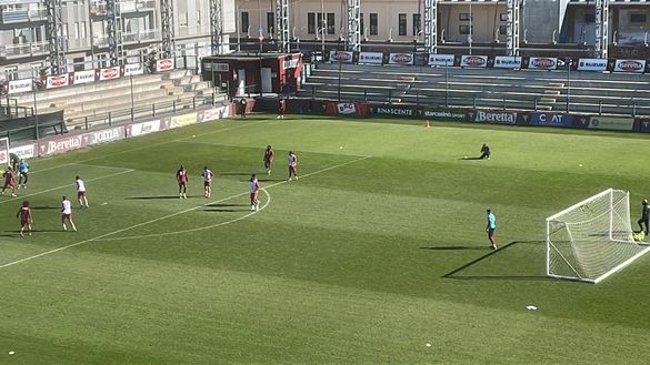 Torino, il Filadelfia riapre le porte per l’allenamento: 500 tifosi presenti- immagine 4