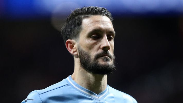 MADRID, SPAIN - DECEMBER 13: Luis Alberto of SS Lazio in action during the UEFA Champions League match between Atletico Madrid and SS Lazio at Civitas Metropolitano Stadium on December 13, 2023 in Madrid, Spain. (Photo by Gonzalo Arroyo Moreno/Getty Images) NEWS – Bennacer, Almqvist, Luis Alberto, Niang, Sanabria, Bastoni, Beukema, Quarta: le novità - immagine 1