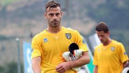 Parma, resta la Serie A con -5. Due anni a Calaiò