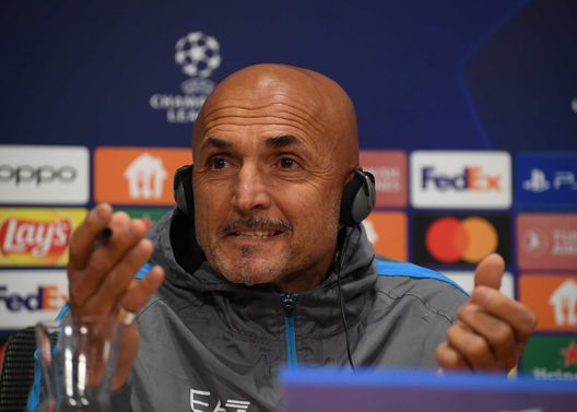 spalletti (Photo by SSC NAPOLI/SSC NAPOLI via Getty Images) lozano spalletti conferenza stampa