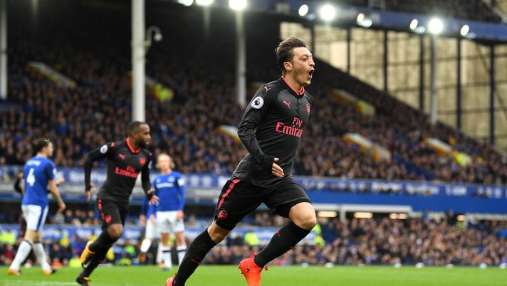 Il centrocampista dell'Arsenal, Mesut Ozil  Il centrocampista dell'Arsenal, Mesut Ozil