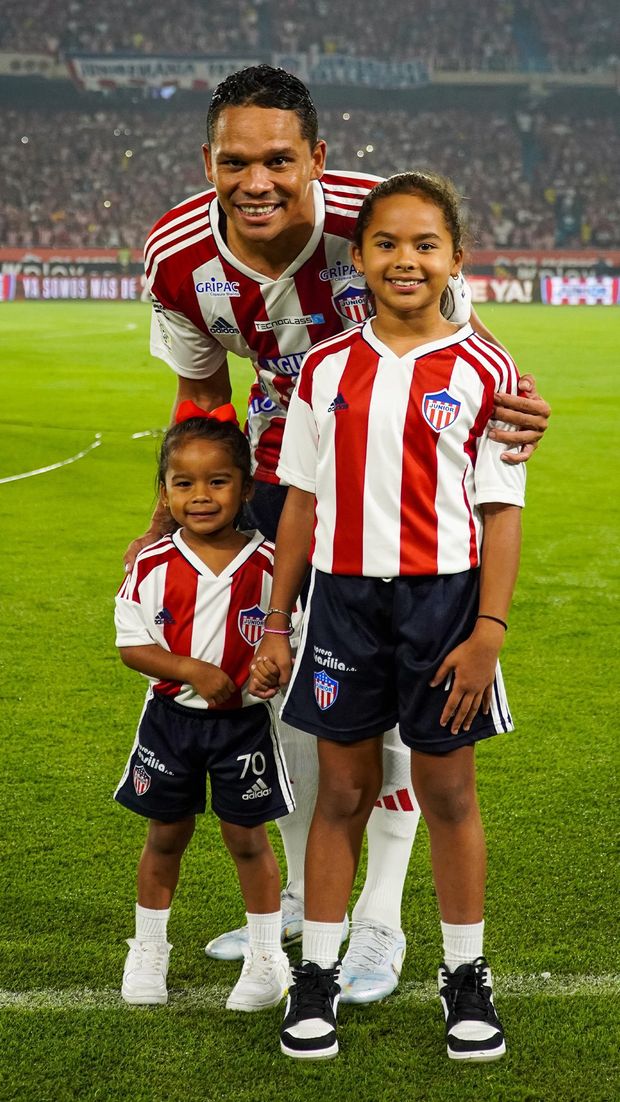 Non solo gol e classifiche: Carlos Bacca si iscrive all’Università in Colombia…- immagine 2