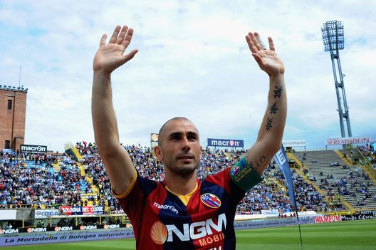 BOLOGNA, ITALY - MAY 06: Marco Di Vaio of Bologna FC salutes his supporters before the Serie A match between Bologna FC and SSC Napoli at Stadio Renato Dall'Ara on May 6, 2012 in Bologna, Italy. Marco Di Vaio, 35, was signed  by Montreal Impact and is contracted play in the Canadian Major League for the next two years.  (Photo by Mario Carlini / Iguana Press/Getty Images) 