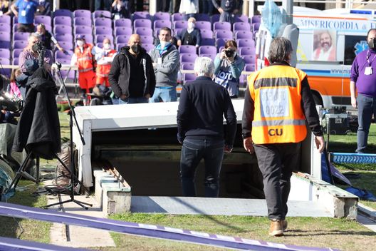 GERMOGLI PH: 20 FEBBRAIO 2022 FIRENZE STADIO ARTEMIO FRANCHI SERIE A FIORENTINA VS ATALANTA NELLA FOTO ESPULSIONE GASPERINI GERMOGLI PH: 20 FEBBRAIO 2022 FIRENZE STADIO ARTEMIO FRANCHI SERIE A FIORENTINA VS ATALANTA NELLA FOTO ESPULSIONE GASPERINI
