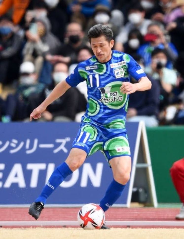 Adesso lo allena il fratello: King Kazu Miura in campo a 55 anni nel Suzuka Point- immagine 2