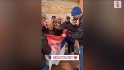 VIDEO Bologna, il ritorno di Sinisa Mihajlovic: il tecnico incontra la Curva