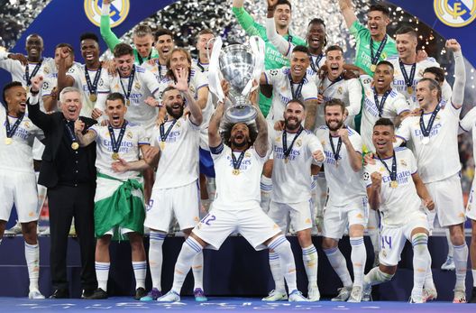 (Photo by Julian Finney/Getty Images) Champions al Real: portiere, champagne…- immagine 2