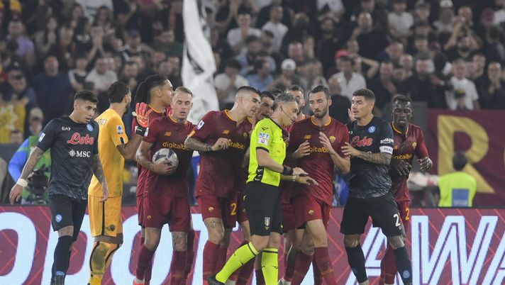 Caos finale all’Olimpico: Irrati non ha espulso Karsdorp ma un membro della panchina - immagine 1