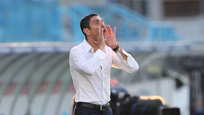 FERRARA, ITALY - JULY 26: Moreno Longo manager of Torino FC gestures during the Serie A match between SPAL and Torino FC at Stadio Paolo Mazza on July 26, 2020 in Ferrara, Italy. (Photo by Gabriele Maltinti/Getty Images) FERRARA, ITALY - JULY 26: Moreno Longo manager of Torino FC gestures during the Serie A match between SPAL and Torino FC at Stadio Paolo Mazza on July 26, 2020 in Ferrara, Italy. (Photo by Gabriele Maltinti/Getty Images)